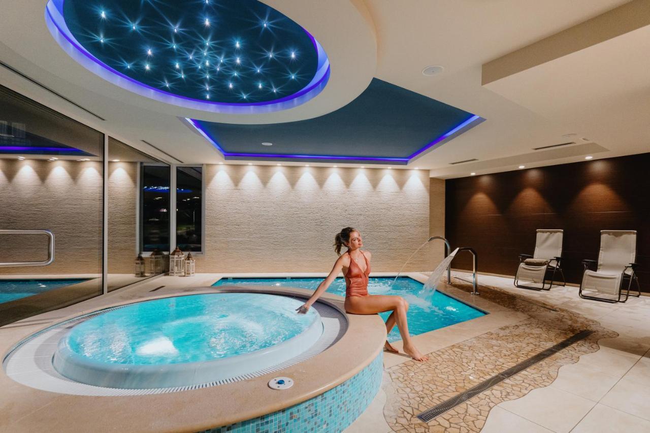 Du Hotel 4*